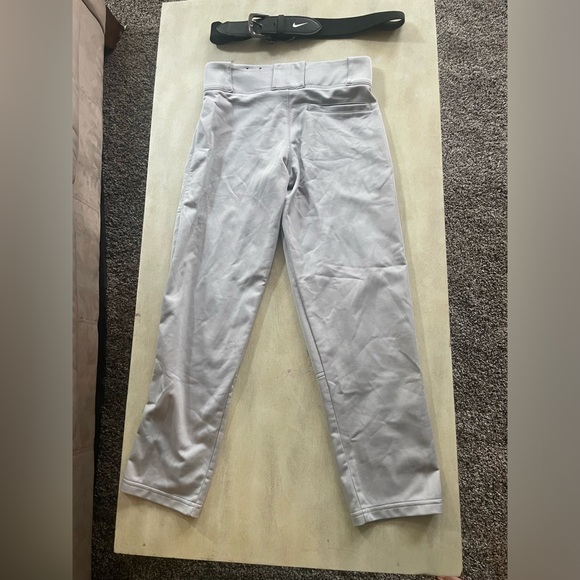 Youth Kids Nike Grey Baseball Pants Medium & Black Nike Belt - Picture 4 of 4